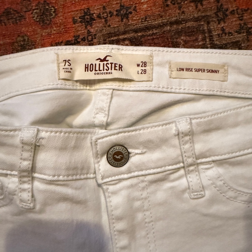 Hollister White Low Rise Super Skinny Jeans - Picture 2 of 6